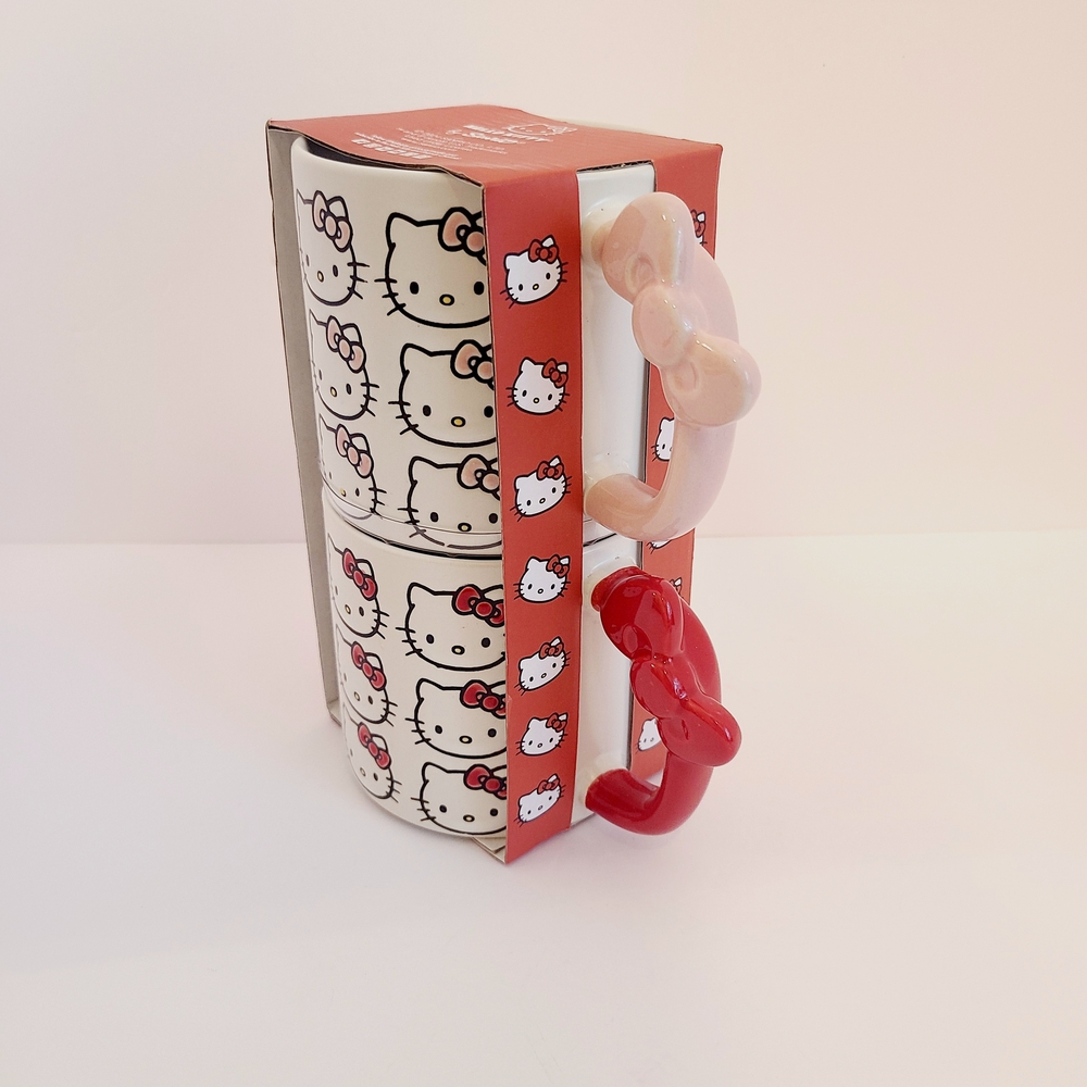 Hello Kitty Mug Set - Pink and Red - Picture 2 of 5
